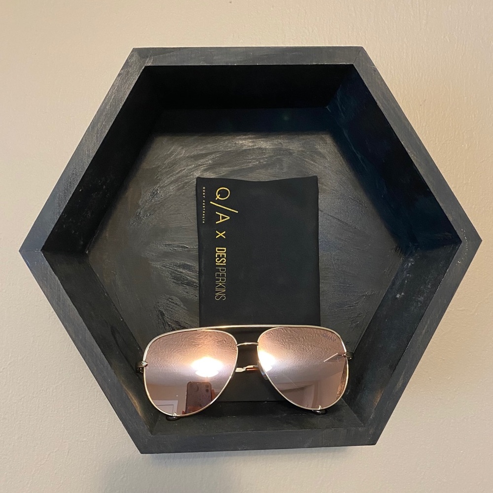 Quay x Desi Perkins High Key rose gold